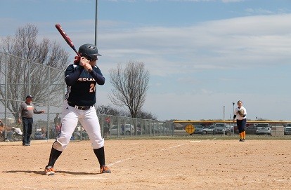 Warrior Softball Splits with Dakota Wesleyan