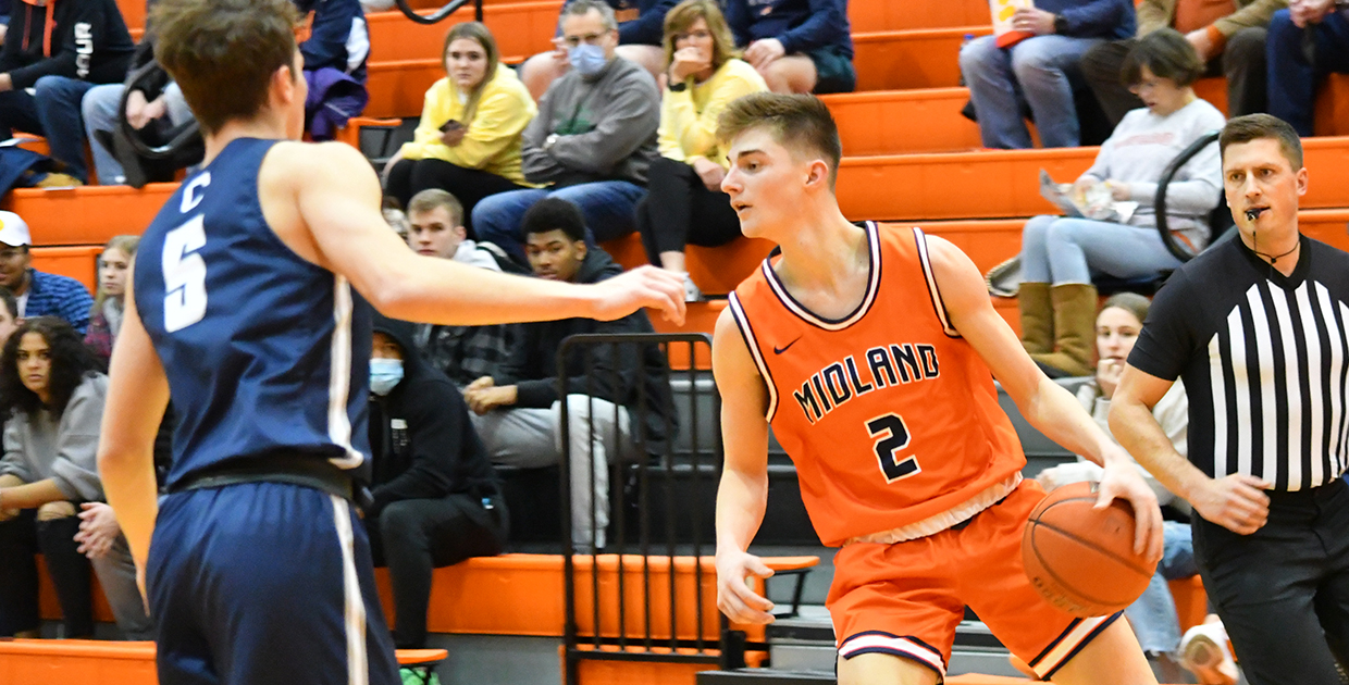 Warriors Finish Season with Second Consecutive Win