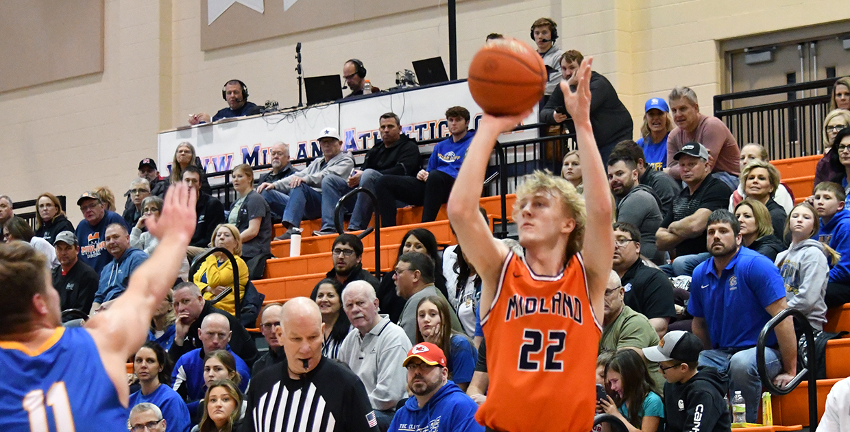 Second Half Shooting Hurts Warriors; Fall at Hastings
