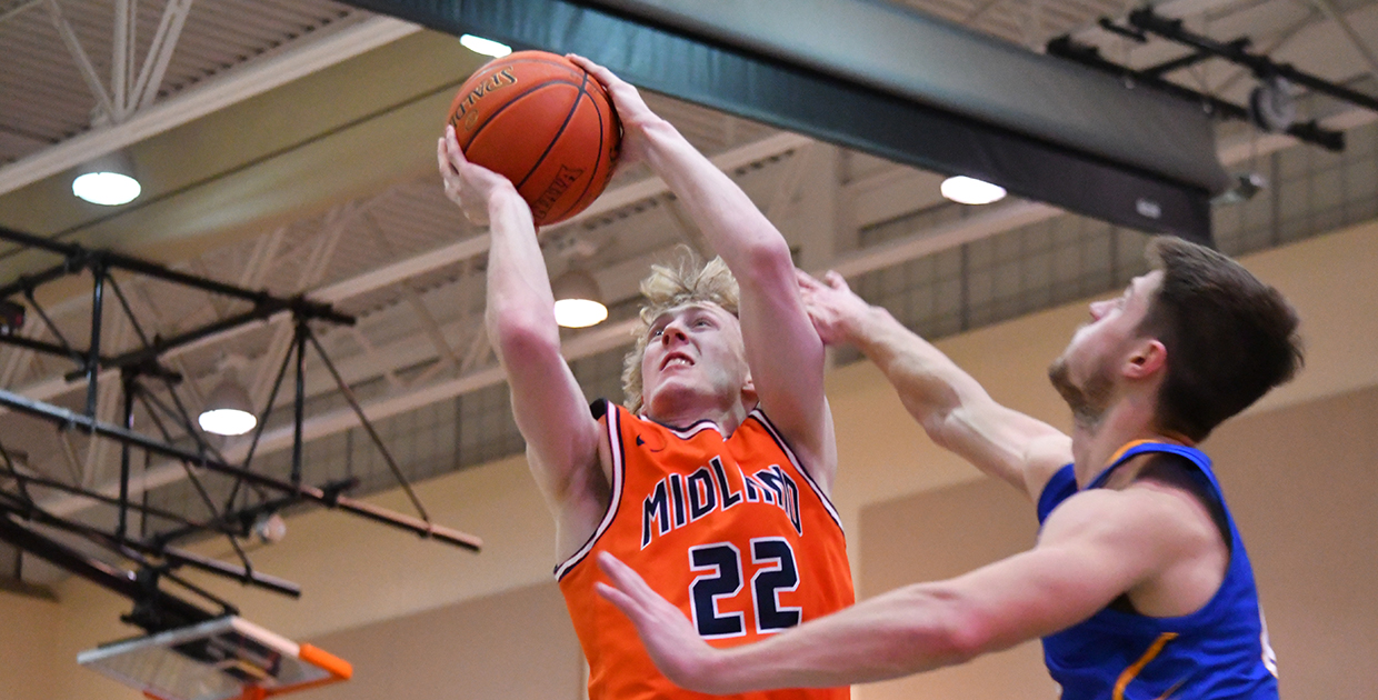 Warriors Dominate in Coaches vs. Cancer Game Against Briar Cliff
