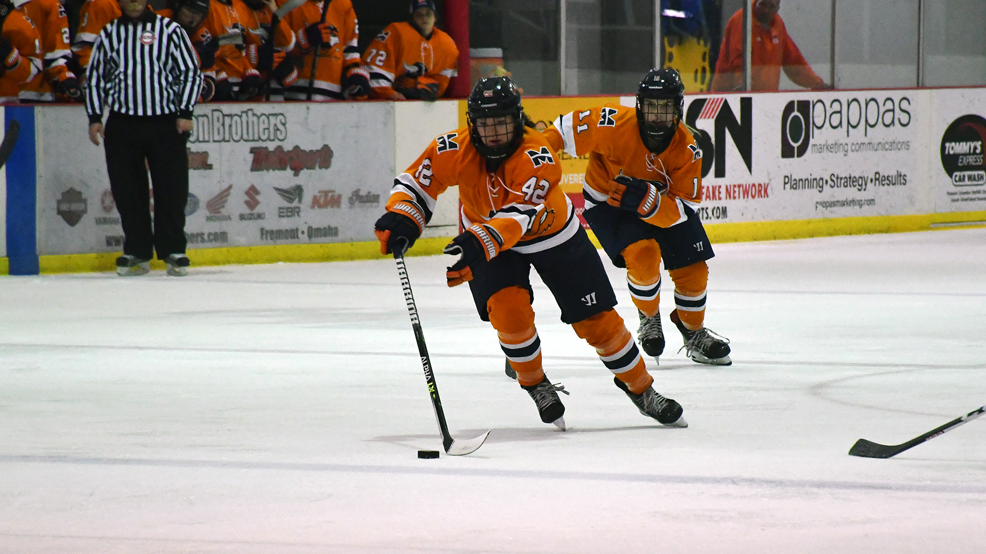 No. 1 Warriors Sweep Past No. 11 Jamestown