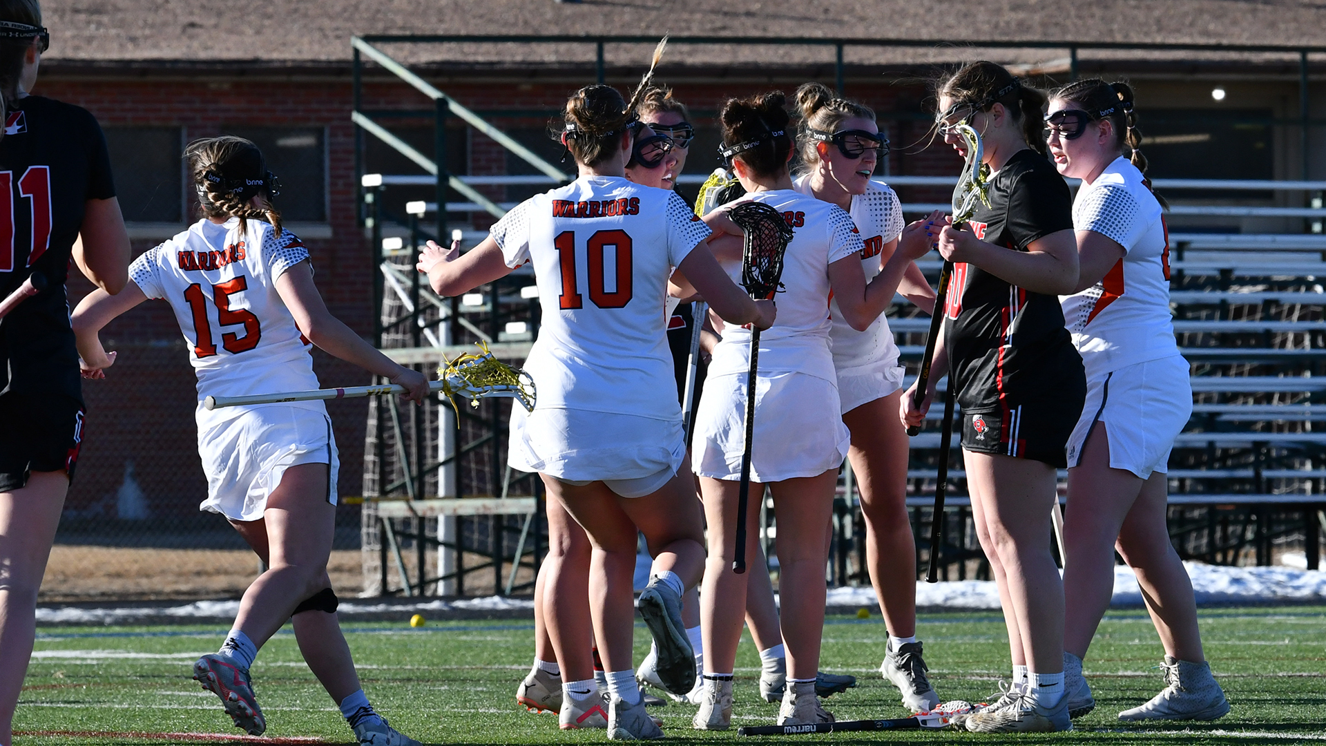 Warriors Fall to Missouri Valley in Season Finale